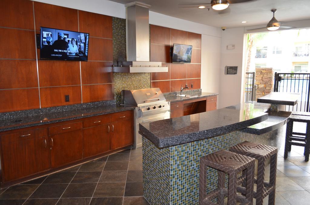 Apartamento Domain At Citycentre Houston Exterior foto