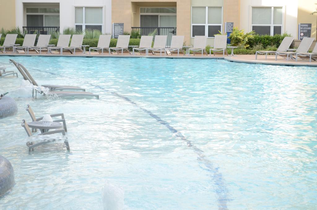 Apartamento Domain At Citycentre Houston Exterior foto