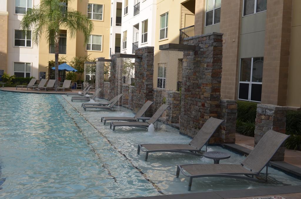 Apartamento Domain At Citycentre Houston Exterior foto