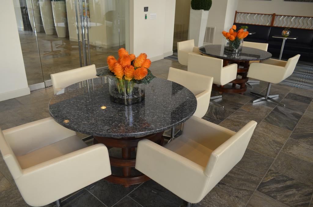 Apartamento Domain At Citycentre Houston Exterior foto